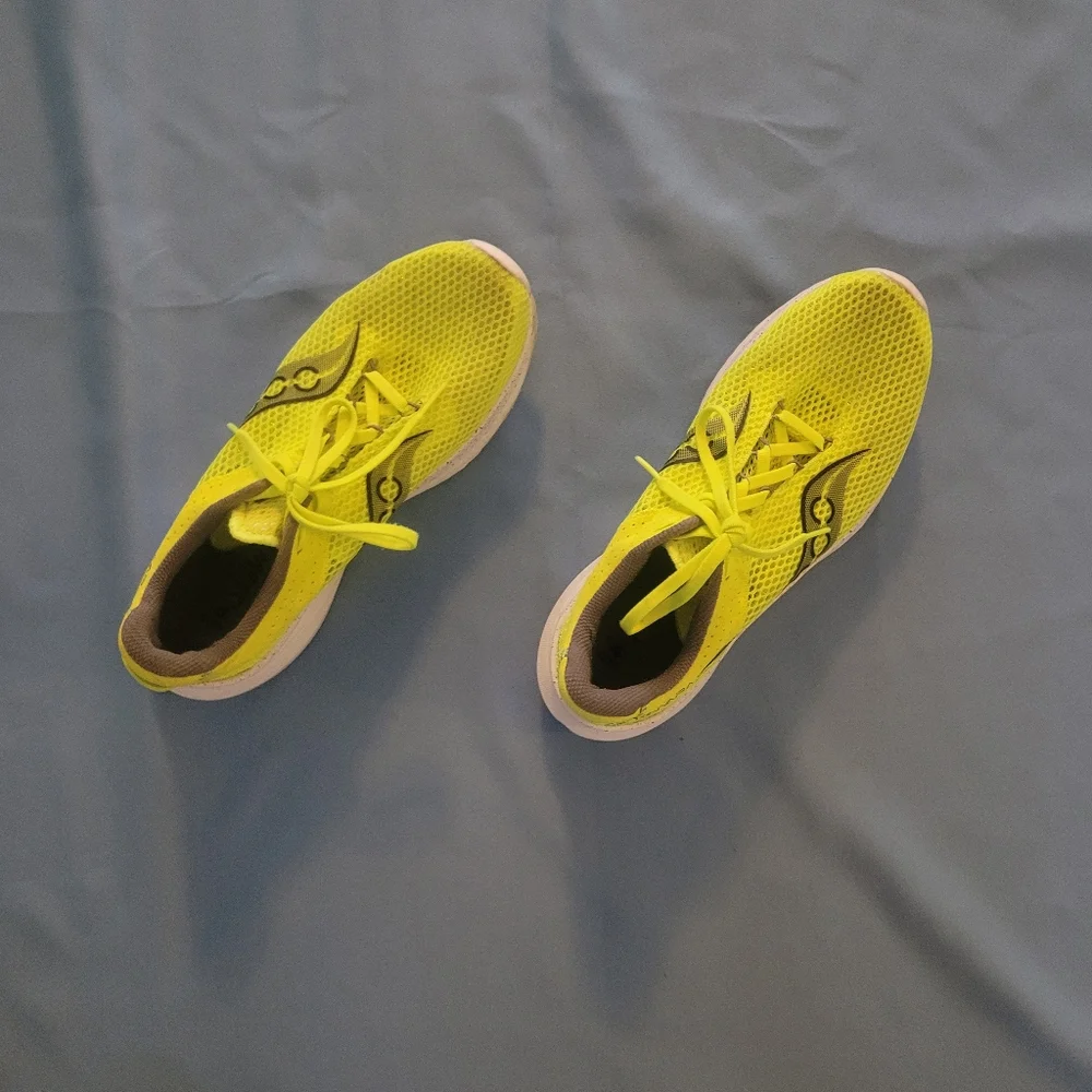 Saucony Women's Yellow Running Shoes - Picture 2 of 8
